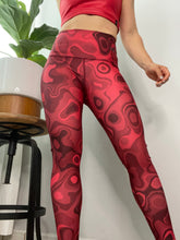 Load image into Gallery viewer, Red swirl one size legging