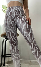 Load image into Gallery viewer, Melanie One Size Legging