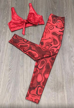 Load image into Gallery viewer, Red swirl one size legging