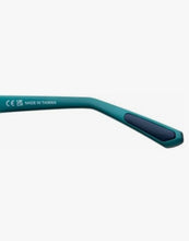 Load image into Gallery viewer, URBAN DARK GREEN SUNGLASSES
