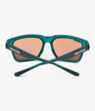 Load image into Gallery viewer, URBAN DARK GREEN SUNGLASSES
