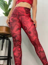 Load image into Gallery viewer, Red swirl one size legging
