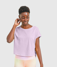 Load image into Gallery viewer, Essential Ribbed Hem Boxy Crop Top
